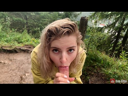 ❤️ Meisje slikket cum nei in iepenbiere blowjob - Eva Elfi Seksfideo op fy.xxxtun.ru ☑